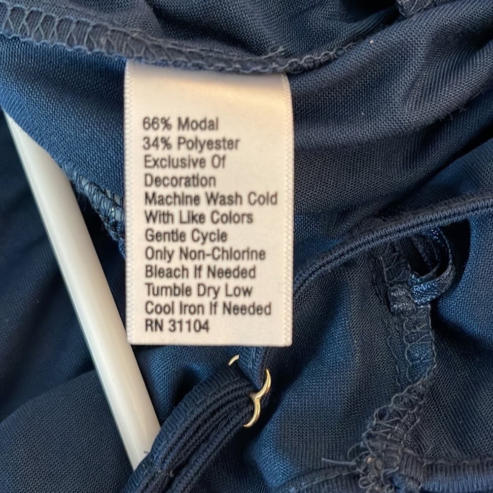 Kari Blue size L navy jumpsuit.  Flowy with elastic waist. So flattering for.. - Picture 3 of 3